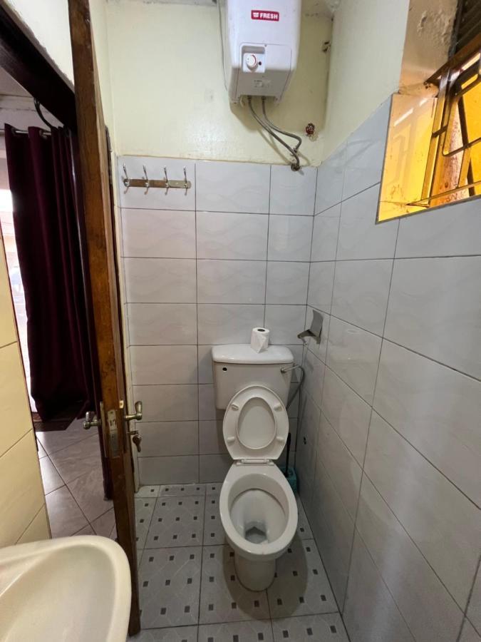 Lark Suites -Bukoto Kampala Ngoại thất bức ảnh